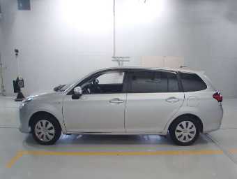 TOYOTA COROLLA FIELDER 2017 Image 4