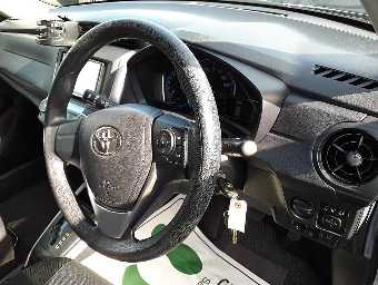 TOYOTA COROLLA FIELDER 2017 Image 7