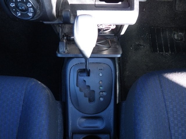 TOYOTA PROBOX 2017 Image 21