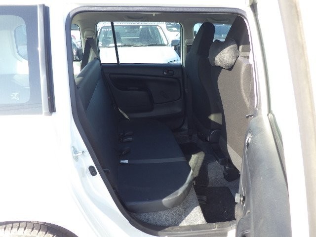 TOYOTA PROBOX 2017 Image 26