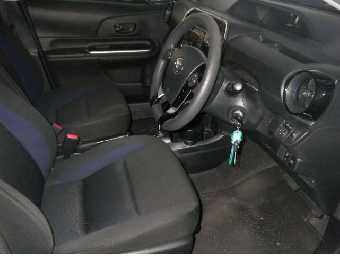 TOYOTA AQUA 2019 Image 5