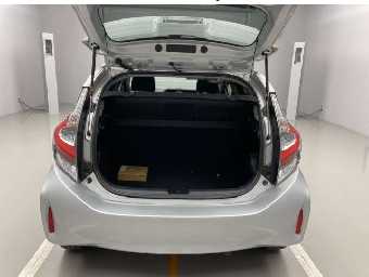 TOYOTA AQUA 2019 Image 9