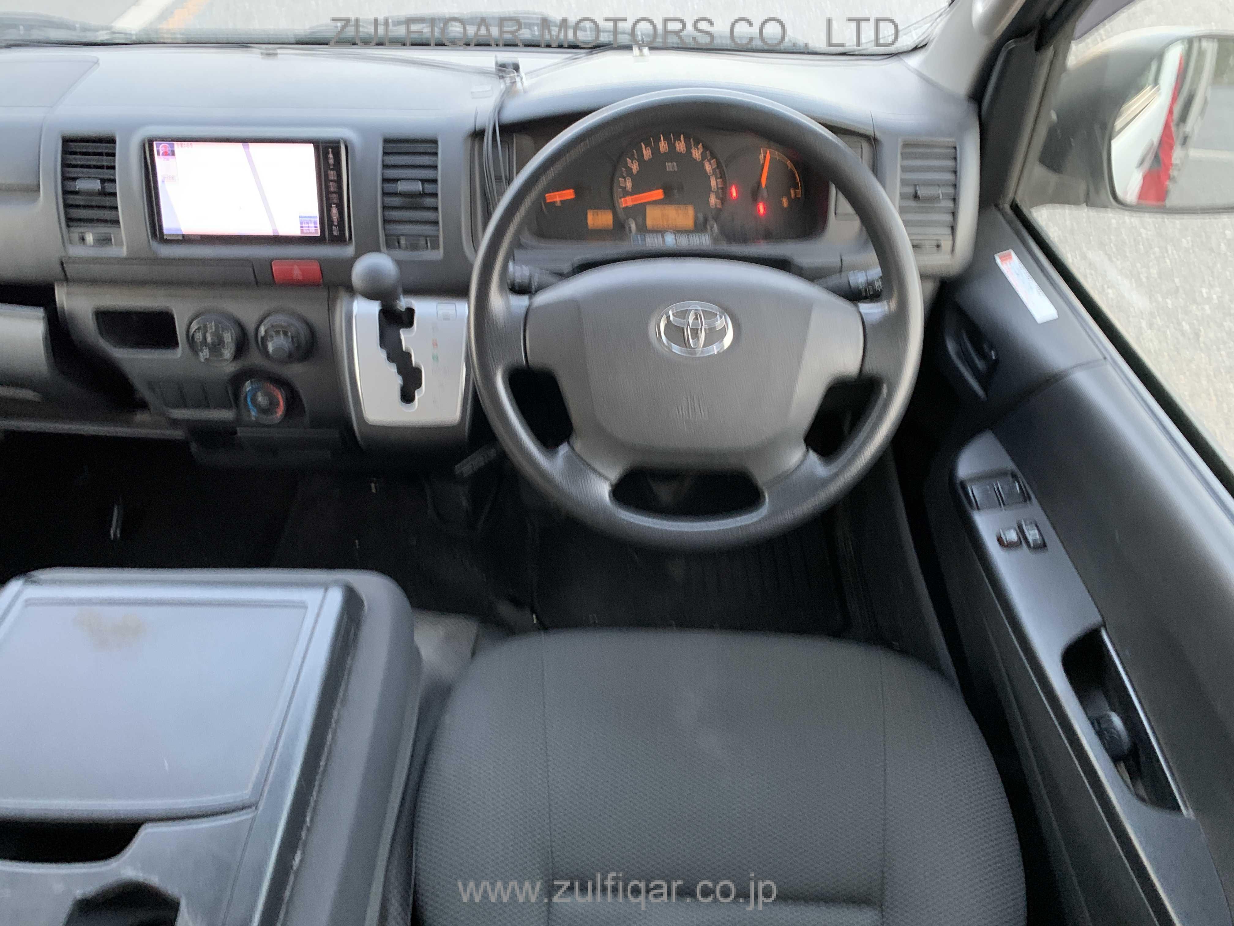 TOYOTA HIACE 2014 Image 6