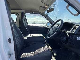 TOYOTA HIACE 2014 Image 7