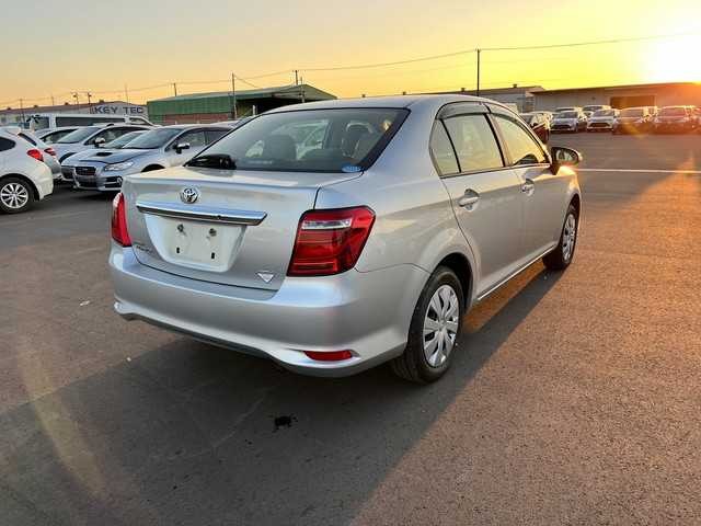 TOYOTA COROLLA AXIO 2017 Image 19