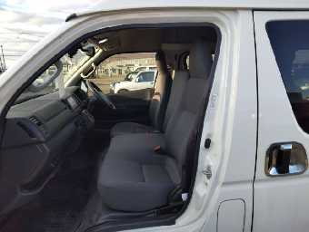 TOYOTA HIACE 2017 Image 14