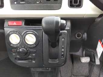 SUZUKI ALTO 2017 Image 10