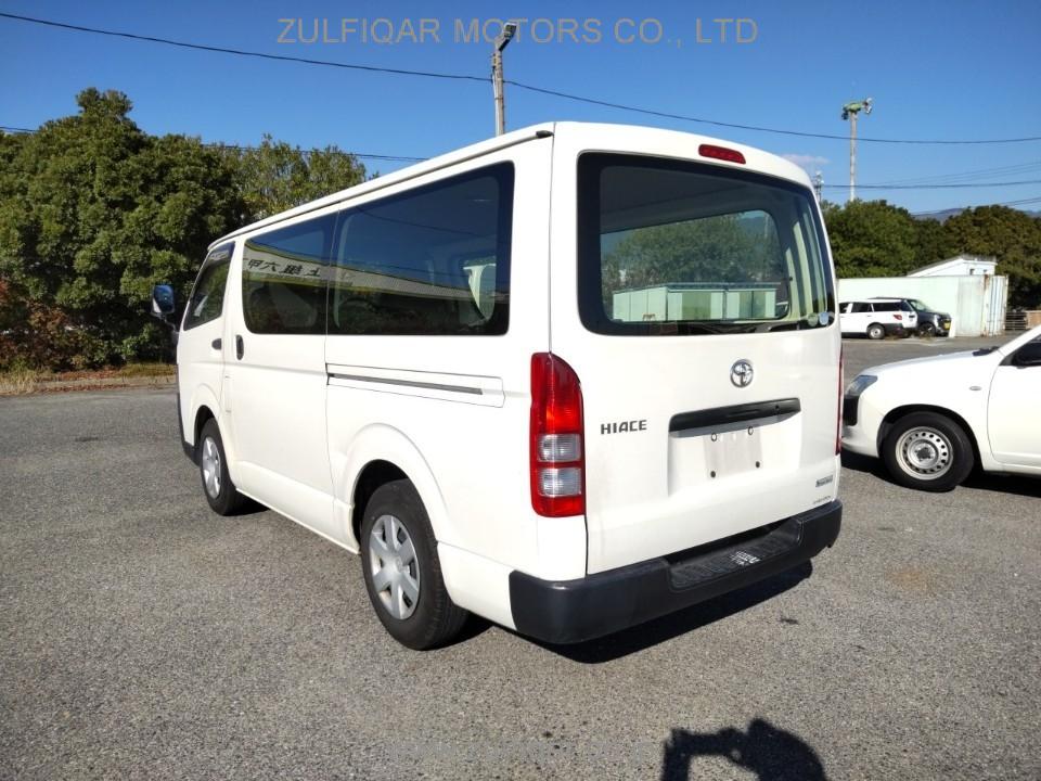 TOYOTA HIACE 2014 Image 4