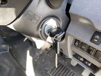 NISSAN NV350 CARAVAN 2017 Image 13