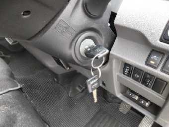 NISSAN NV350 CARAVAN 2017 Image 13