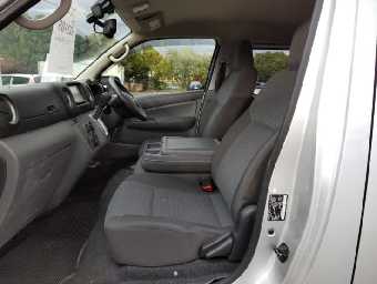 NISSAN NV350 CARAVAN 2017 Image 14