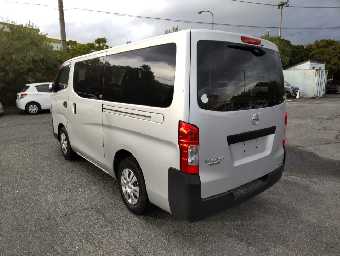 NISSAN NV350 CARAVAN 2017 Image 4