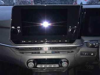 NISSAN NOTE 2021 Image 7