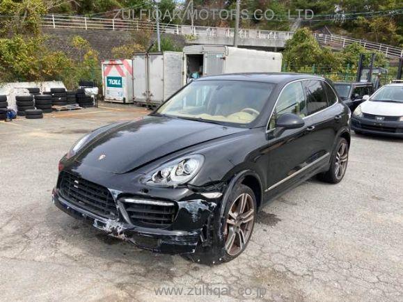 PORSCHE CAYENNE 2013 Image 2