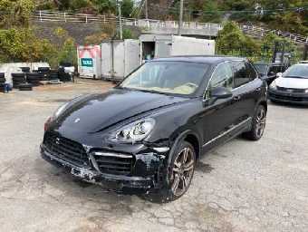 PORSCHE CAYENNE 2013 Image 2
