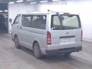 TOYOTA HIACE 2017 Image 2