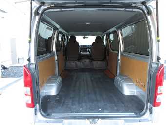 TOYOTA HIACE 2017 Image 11