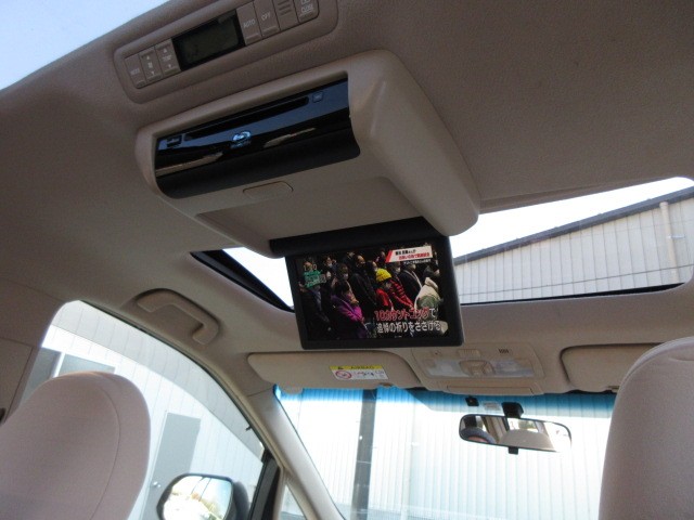 TOYOTA ESTIMA HYBRID 2014 Image 24