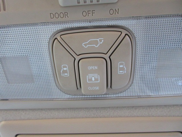 TOYOTA ESTIMA HYBRID 2014 Image 28