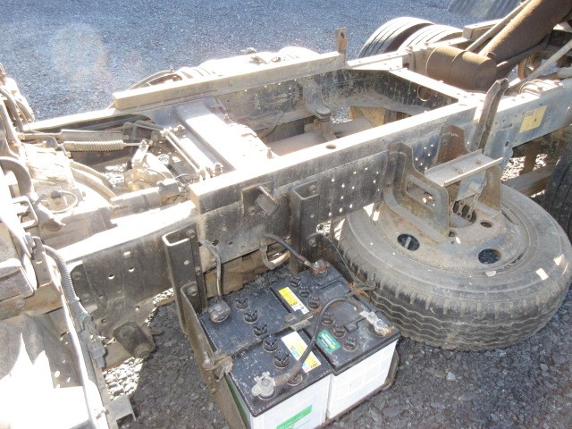 ISUZU ELF DUMP TRUCK 2000 Image 22