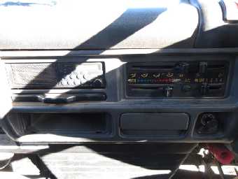 ISUZU ELF DUMP TRUCK 2000 Image 23