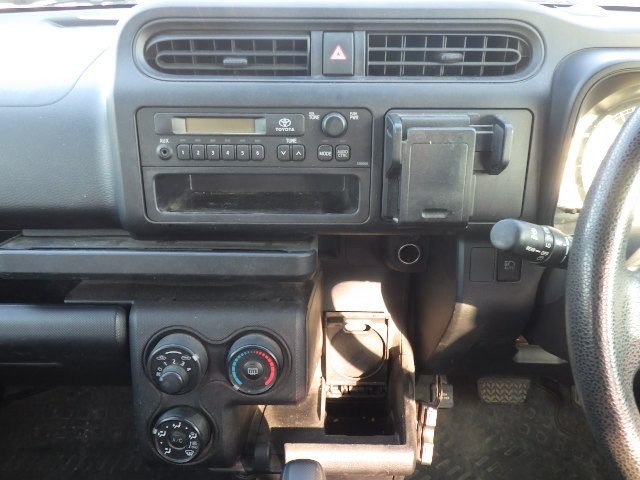 TOYOTA PROBOX 2017 Image 19