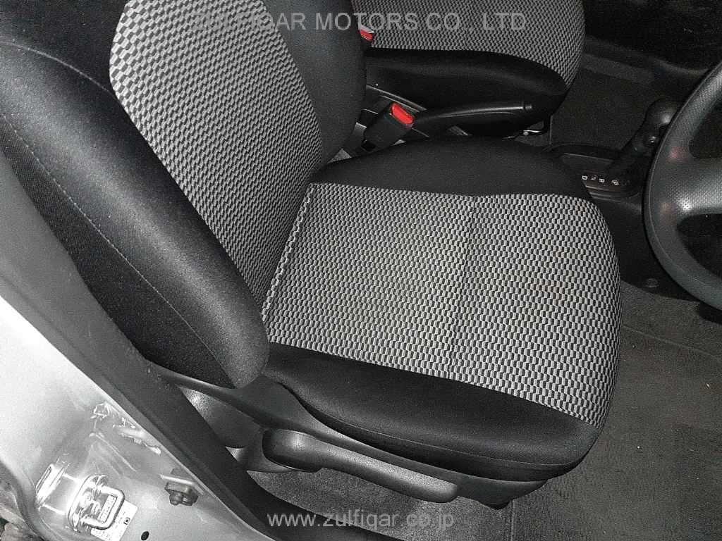 NISSAN MARCH 2017 Image 8