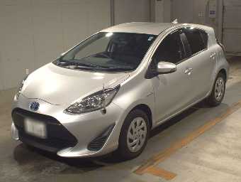 TOYOTA AQUA 2019 Image 1