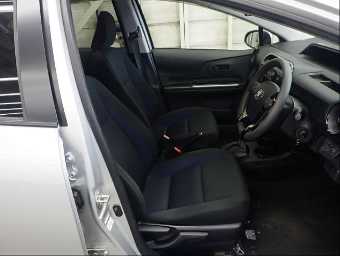 TOYOTA AQUA 2019 Image 5