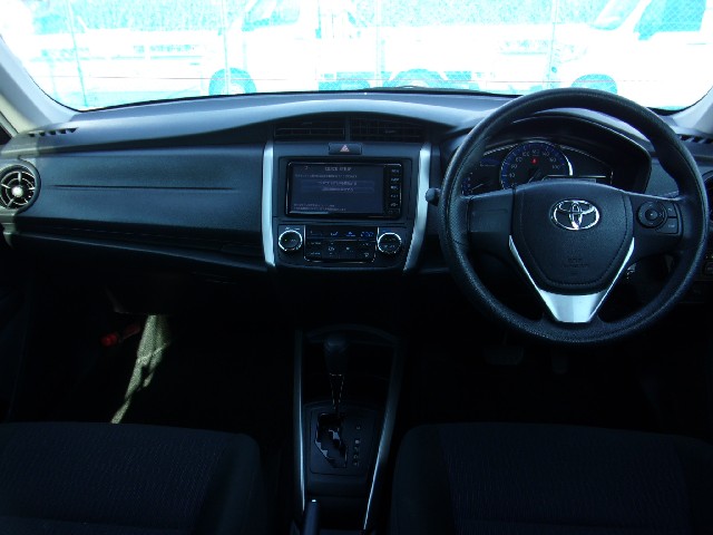 TOYOTA COROLLA FIELDER 2017 Image 29