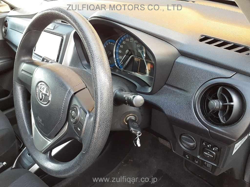 TOYOTA COROLLA FIELDER 2017 Image 7