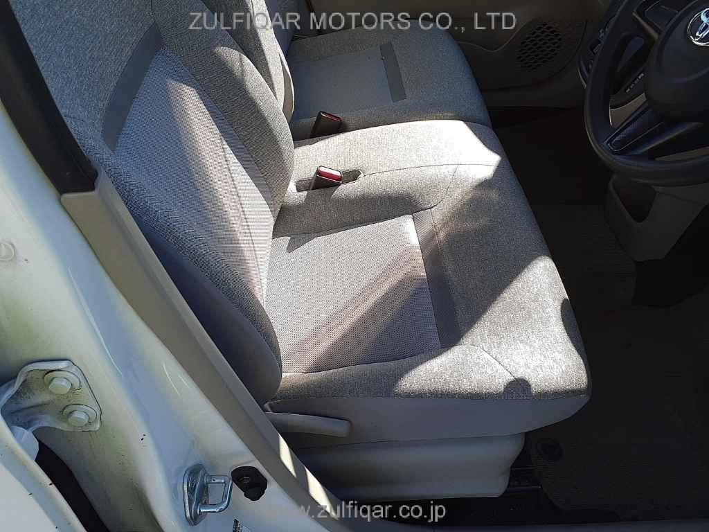 TOYOTA PASSO 2017 Image 8