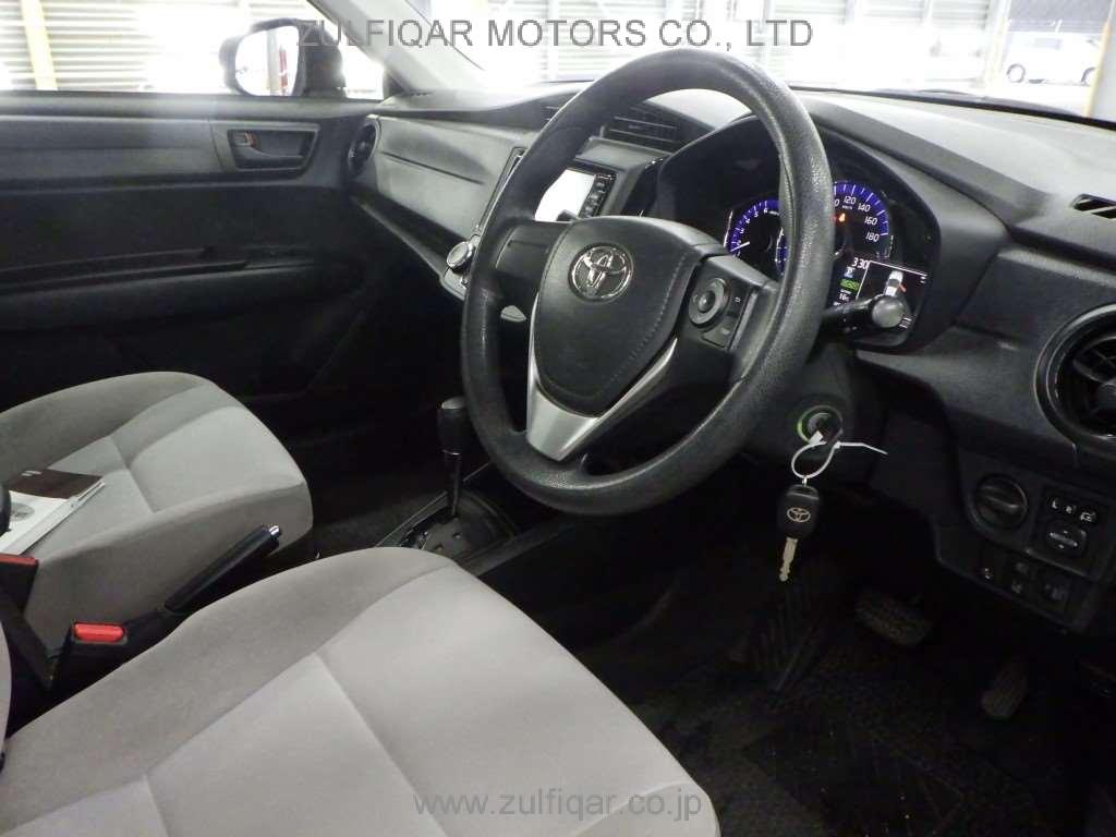 TOYOTA COROLLA AXIO 2017 Image 5