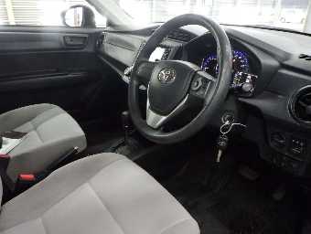 TOYOTA COROLLA AXIO 2017 Image 5