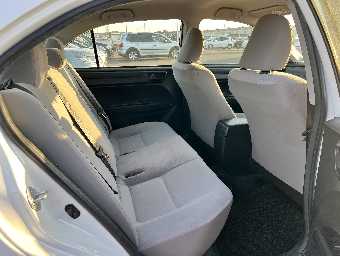 TOYOTA COROLLA AXIO 2017 Image 10