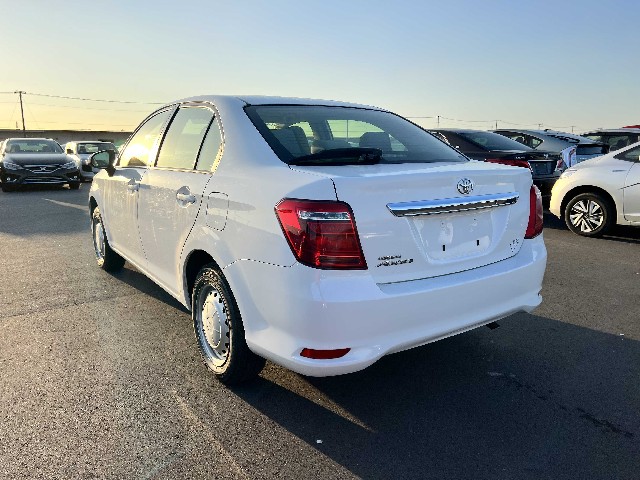 TOYOTA COROLLA AXIO 2017 Image 22