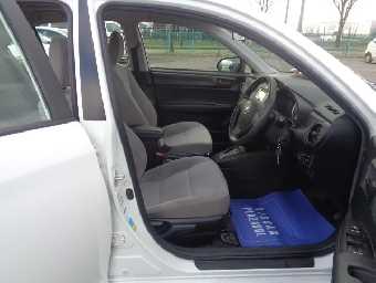 TOYOTA COROLLA AXIO 2017 Image 6