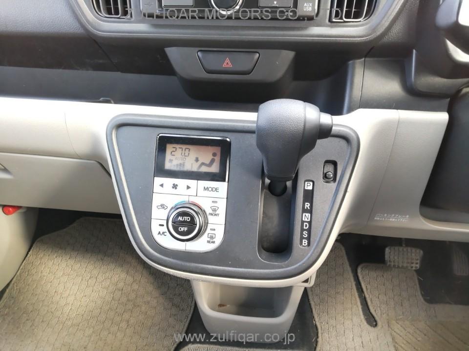 TOYOTA PASSO 2017 Image 10
