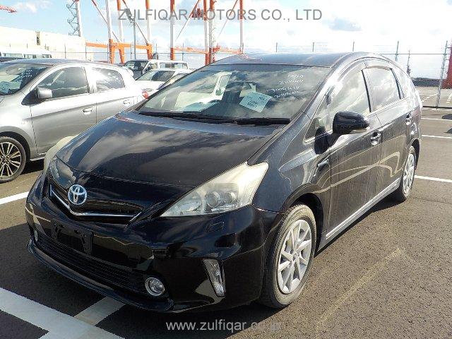 TOYOTA PRIUS ALPHA 2012 Image 12