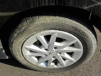 TOYOTA PRIUS ALPHA 2012 Image 16