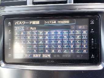 TOYOTA PRIUS ALPHA 2012 Image 5