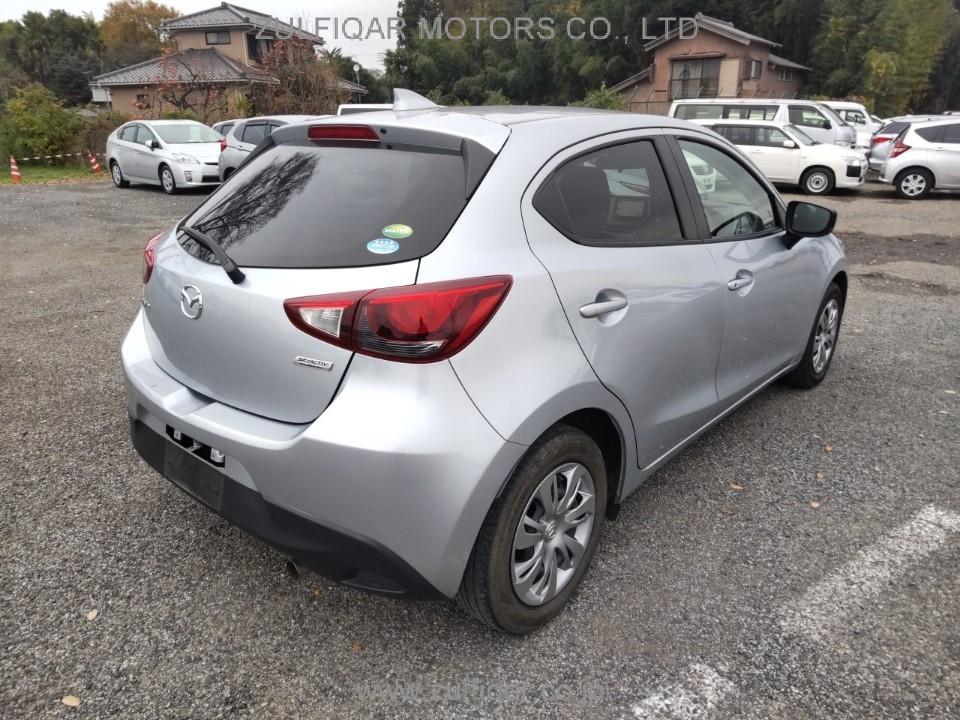 MAZDA DEMIO 2017 Image 2