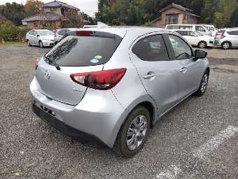 MAZDA DEMIO 2017 Image 2