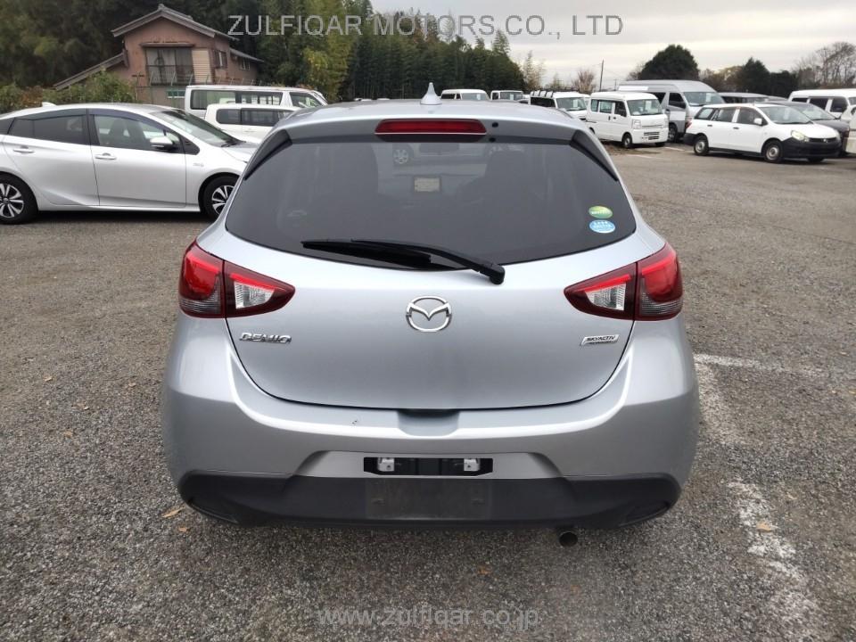 MAZDA DEMIO 2017 Image 3