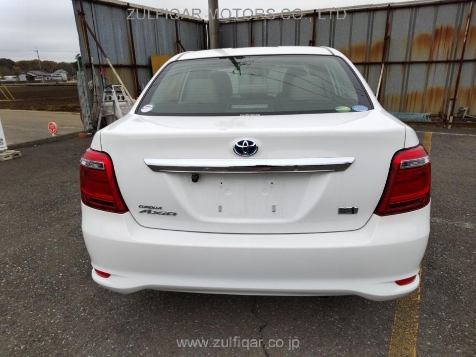 TOYOTA COROLLA AXIO 2017 Image 3