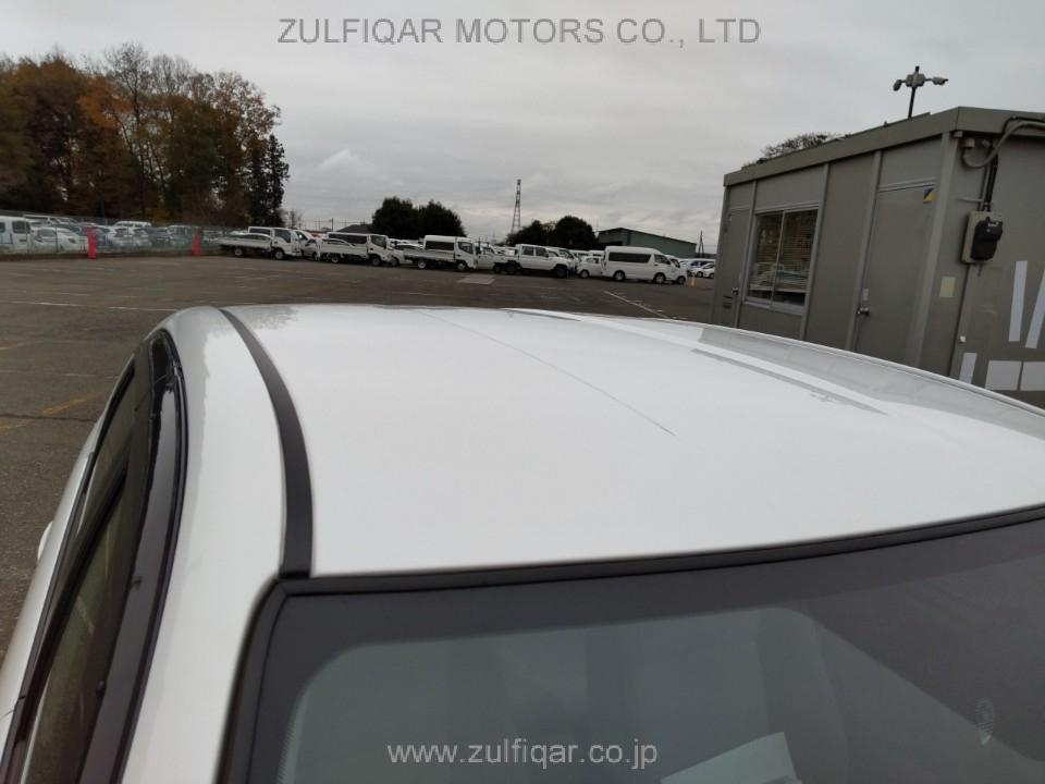 TOYOTA COROLLA AXIO 2017 Image 5