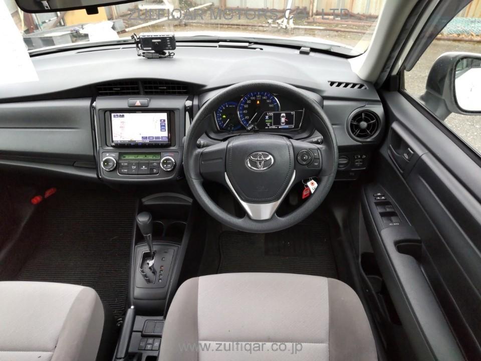 TOYOTA COROLLA AXIO 2017 Image 9