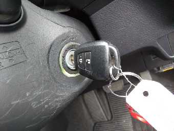 TOYOTA COROLLA AXIO 2017 Image 9