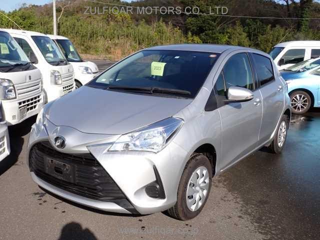 TOYOTA VITZ 2017 Image 1