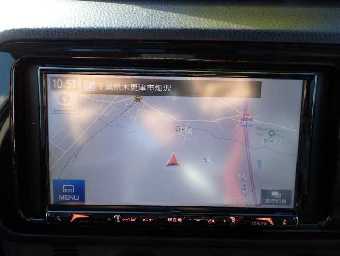 TOYOTA VITZ 2017 Image 4